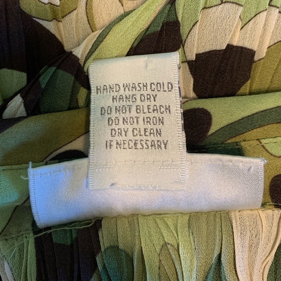 E.C. Designs Green Button Down With Bold Pattern - Picture 5 of 5